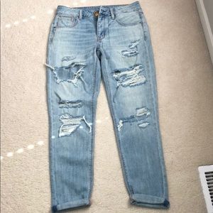 American Eagle Tomgirl Jeans WILL TAKE BEST OFFER